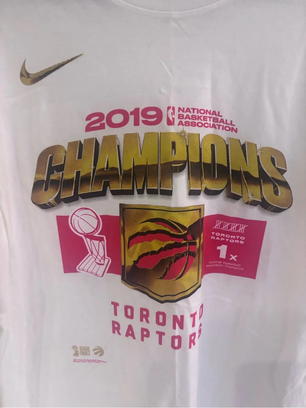 Toronto raptors 2019 size large with stickers attached Nike